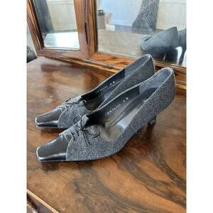 Women’s Stuart Weitzman Black Dark Grey Pumps Kitten Heels Bow, Size 8